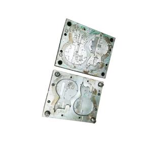 Molde de Inyección de Plástico de Precisión OEM ODM para Suministro a Granel, Molde de Disipación de Calor para Dispositivos Electrónicos con Inserto Metálico - Product Image 2