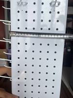 Bağımsız Metal Pegboard Teşhir Rafı, Süpermarket Ürün Teşhiri, Market Koridorları ve Alışveriş Merkezleri Kurulumları