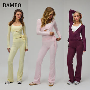 Set da salotto personalizzato da <span class=keywords><strong>donna</strong></span> 2 pezzi in maglia <span class=keywords><strong>cravatta</strong></span> a manica lunga <span class=keywords><strong>camicia</strong></span> a portafoglio incrociata piegata su pantaloni a zampillo tute da ginnastica per Yoga Pilates - Product Image 1