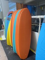 Planche de surf en mousse EPO IXPE Soft Top avec accessoire d'aileron de logo personnalisable en bas HDPE pour les sports nautiques