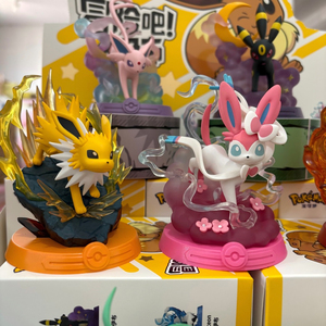 100% Originale Anime Giapponese 9 Pezzi/Custodia Funism Eevee Evolutions Blind Box V2 Kawaii Action Figure in PVC Ornamenti da Scrivania - Product Image 5