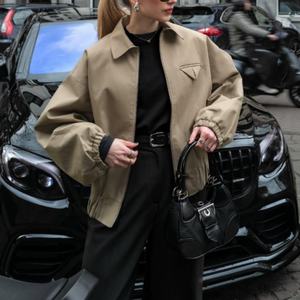 Nouvelle conception, logo personnalisé, veste décontractée pour femmes, style cool, veste bomber à épaules tombantes, style hip-hop, veste courte à fermeture éclair en nylon - Product Image 1