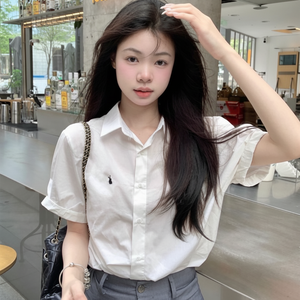 Camicetta estiva Gamryeong ricamata manica corta moda coordinazione Midi Top con Look scuola ampia - Product Image 1