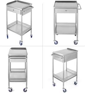 Chariot médical robuste à 2 niveaux, argenté, avec roulettes verrouillables et étagères réglables pour la manipulation en milieu hospitalier - Product Image 1