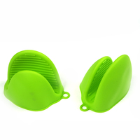 Accessoires de barbecue mitaines de four gants de cuisson en Silicone mitaines de doigt poignées résistant à la chaleur support de marmite gril gants de barbecue ventes directes d'usine