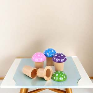 Molino de Hierbas Multifuncional con Forma de Hongo Creativo, Almacenamiento de 3 Capas, Molinillo de Hierbas de Plástico - Product Image 2