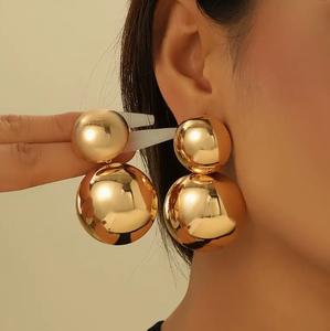 Nuevas Joyas de Acero Inoxidable Chapadas en Oro, Pendientes Redondos Grandes de <span class=keywords><strong>Metal</strong></span> Brillante Creativos para Mujer, Venta al por Mayor de Fábrica, Transfronterizo - Product Image 1
