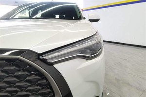 <span class=keywords><strong>Toyota</strong></span> <span class=keywords><strong>Corolla</strong></span> Cross 2.0L Luxury FWD <span class=keywords><strong>2022</strong></span> de <span class=keywords><strong>segunda</strong></span> <span class=keywords><strong>mano</strong></span> con bajo kilometraje, SUV usado con techo corredizo - Product Image 3