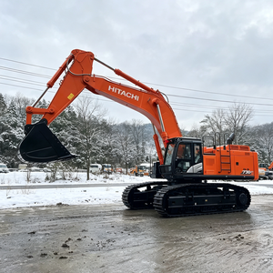 Excavatrice sur chenilles hydraulique ZX730 : Haute efficacité de chargement pour le tri sur les grands sites miniers - Product Image 1