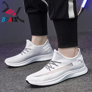 รองเท้ากีฬาลำลองระบายอากาศดี แฟชั่นสำหรับใส่ทุกวัน พร้อมคุณสมบัติกันลื่น สำหรับฤดูใบไม้ผลิและฤดูใบไม้ร่วง ขายส่งแบบกำหนดเองได้ - Product Image 4