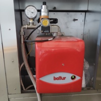 Four rotatif à air chaud professionnel pour boulangerie, gaz et électrique, idéal pour la cuisson du pain en restaurant - Prix compétitif