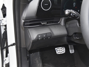 <span class=keywords><strong>Hyundai</strong></span> China, Auto Usado en Venta, <span class=keywords><strong>Familiar</strong></span>, 240TGDi DCT/CVT GLX/LUX/TOP, Elantra Usado - Product Image 4