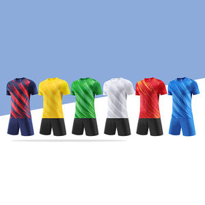 Maillot de football personnalisé Coupe du Monde 2026 coupe ample et oversize, maillot d'entraînement vierge en maille par sublimation, ensemble de football de haute qualité - Product Image 1