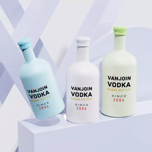 Mini bouteille de vin 250ml-750ml <span class=keywords><strong>verre</strong></span> VISA pour Vodka Brandy eau liège gravure décalcomanie estampage à chaud en gros Carton emballage - Product Image 3