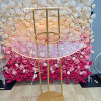 Prix d'usine, vente en gros, centre de table moderne au design nouveau, en métal doré, avec bandes LED pour la décoration d'événements de mariage