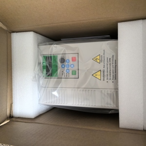 เทคนิคการควบคุมประสิทธิภาพสูง NE300 4KW/5.5KW VFD 380V สามตัวสำหรับมอเตอร์ Nidec ไดรฟ์ NE300-4T0040G/0055PB - Product Image 4