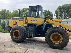 Komatsu รถตัก WA380-3รถตักรุ่น2017ความจุ6000กก. พร้อมกระปุกเกียร์เครื่องยนต์และปั๊ม - Product Image 3