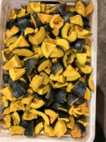 Cubes de citrouille surgelés IQF extra-glucides en gros pour la fabrication de soupes et de sauces à la texture crémeuse