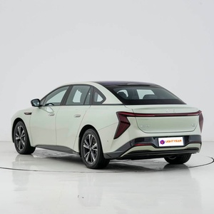 Smart Hongqi EH7 NEV Sedan con ADAS L2+ Hongqi <span class=keywords><strong>Sinan</strong></span>, schermo curvo da 15,5 pollici, chip 8155 per pilotaggio autonomo in città/autostrada, ideale per piloti esperti di tecnologia - Product Image 5