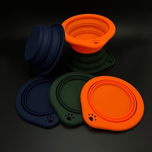 Nuevo diseño de lujo, cuenco de alimentación portátil de viaje para mascotas, cuenco plegable de silicona para perros y cachorros, cuenco de agua plegable para perros y gatos - Product Image 2