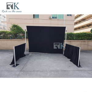 Conjunto de Cortinas Rojas/Negras para Stands de Exhibición, Portátiles, con Estuches de Transporte - Product Image 3
