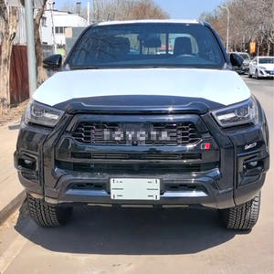 Toyota Hilux Rocco 21-25 4x4 Off Road Grille Sport GR Version Modification du pare-chocs avant Noir brillant Noir mat - Product Image 1