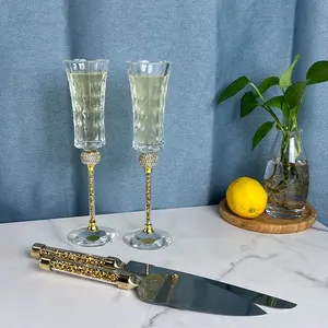 Calice con gambo di diamante dorato regali di nozze in vetro bicchieri da Champagne flauti confezione regalo con pala per coltello da torta