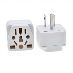 Adaptadores de Viaje Universales para Reino Unido, Tipo G - Product Image 3
