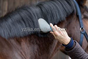 <span class=keywords><strong>Brosse</strong></span> à crinière et à queue en plastique PP à prise souple <span class=keywords><strong>pour</strong></span> un soin doux des <span class=keywords><strong>chevaux</strong></span> et un démêlage - Product Image 6