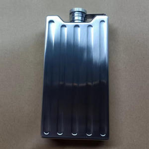 ขวดวิสกี้สเตนเลสขนาด6ออนซ์8ออนซ์มีฝาปิดลายนูนโลโก้ออกแบบได้ตามต้องการ - Product Image 5