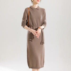 <span class=keywords><strong>Robe</strong></span> <span class=keywords><strong>mi</strong></span>-<span class=keywords><strong>longue</strong></span> en tricot à col polo en pure <span class=keywords><strong>laine</strong></span> <span class=keywords><strong>Robe</strong></span> <span class=keywords><strong>pull</strong></span> à revers pour femme - Product Image 2