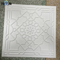 Panneau de plafond en pvc Flower Design Panneaux de plafond acoustiques Carreaux de plafond tombants 2X2 Noir