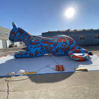 Mascotte extérieure géante gonflable personnalisée de modèle de léopard de dessin animé activée par la lumière pour des événements pour des décorations de centre commercial