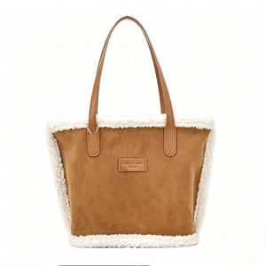 Zeyu 2026 Nuova Borsa Tote Moda <span class=keywords><strong>Cammello</strong></span> con Rifiniture in Shearling, Borsa a Mano da Donna in Finta Pelle Scamosciata, Portatile, Casual, per Uso Quotidiano e Viaggi Invernali, ODM OEM - Product Image 6