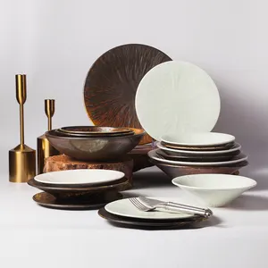 Factory Wholesale YAYU kiln changing Japanese style dinner brown porcelain tableware set china plates set ceramic dinnerware