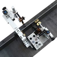 Nouvelle chariot-robot de soudage à quatre roues motrices, construction en acier au carbone, outils et équipements de soudage personnalisables OEM