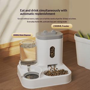 وعاء طعام أوتوماتيكي للقطط والكلاب 2 في 1، طقم أوعية بلاستيكية صلبة جديدة للحيوانات الأليفة بسعة كبيرة مع موزع مياه - Product Image 2