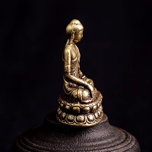 Adornos de Shakyamuni de Latón Huecos de Tamaño Mini, Tallados de Cobre Antiguos del Patriarca Bodhidharma, Venta al por Mayor - Product Image 4