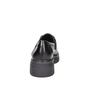 Mocassins pour femme Marco Tozzi en cuir noir à semelle épaisse, chaussures plates à enfiler - Product Image 4