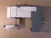 Interruptor de Circuito Tmax de 3 Polos y 40 NTO, Modelo Xt1h Xt1hu3040ayd000xxx, para PLC