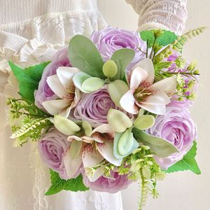 Bouquet de Mariage Artificiel Muyu Chronicles – Composition de Roses en Soie Rose Champagne et Blanc pour la Mariée et les Photos de Mariage - Product Image 2
