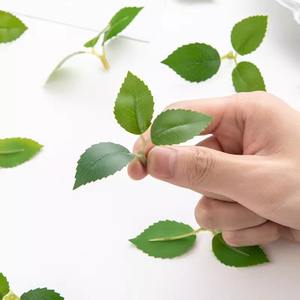 <span class=keywords><strong>Gâteau</strong></span> aux fruits fait à la main romantique feuille de rose artificielle 3 fourchettes avec décoration de guirlande caractéristique réaliste pour la fête des mères - Product Image 6