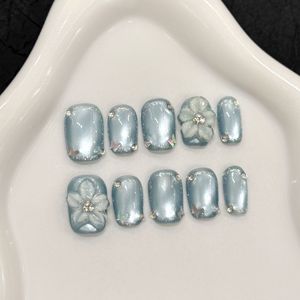 <span class=keywords><strong>Uñas</strong></span> Postizas Cortas Estilo Fairycore Color Azul Hielo, con Diseño 3D de Flores y Mariposas, 10 Piezas, Hechas a Mano, Acrílicas, Personalizadas - Product Image 5