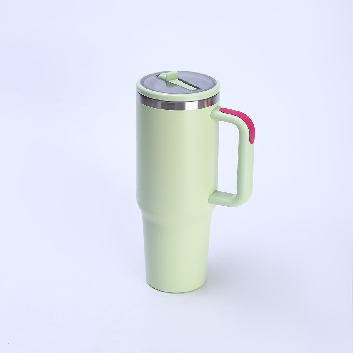 สีเขียวอ่อน