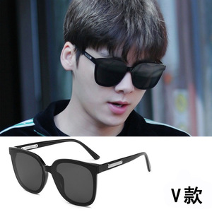 Gafas de sol Gm unisex con montura cuadrada, lentes TAC, protección Uv400, estilo moderno para hombres y mujeres - Product Image 3