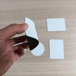 Imán de PVC Suave para Refrigerador RubySub, Personalizable por Sublimación - Product Image 2