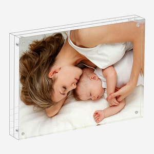 Cadre <span class=keywords><strong>photo</strong></span> en acrylique 4x6 pouces, double face, transparent, sans cadre, avec aimants, pour bureau - Product Image 3