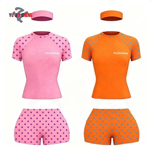 Completo Sportivo Personalizzato a Pois, Set Due Pezzi Estivo Y2K, T-Shirt e Pantaloncini con Fascia per Capelli Abbinata, Abbigliamento Lounge - Product Image 3