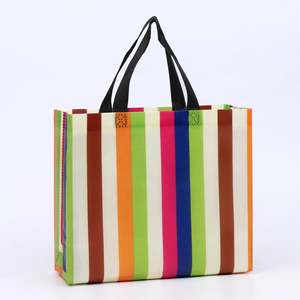 Sac cadeau personnalisé horizontal grand format en non-tissé enduit imperméable noir avec motif flamant rose - Product Image 5