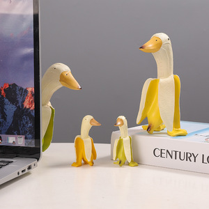Vendita calda graziosi eccentrici ornamenti creativi di anatra Banana Design moderno in resina arredi per la <span class=keywords><strong>casa</strong></span> per decorazioni Desktop regali di compleanno - Product Image 2